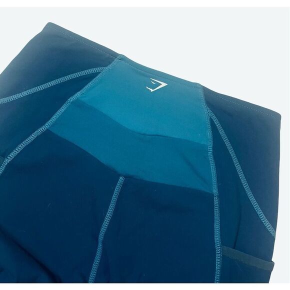 Gymshark Tonal Block Leggings - Picture 5 of 9